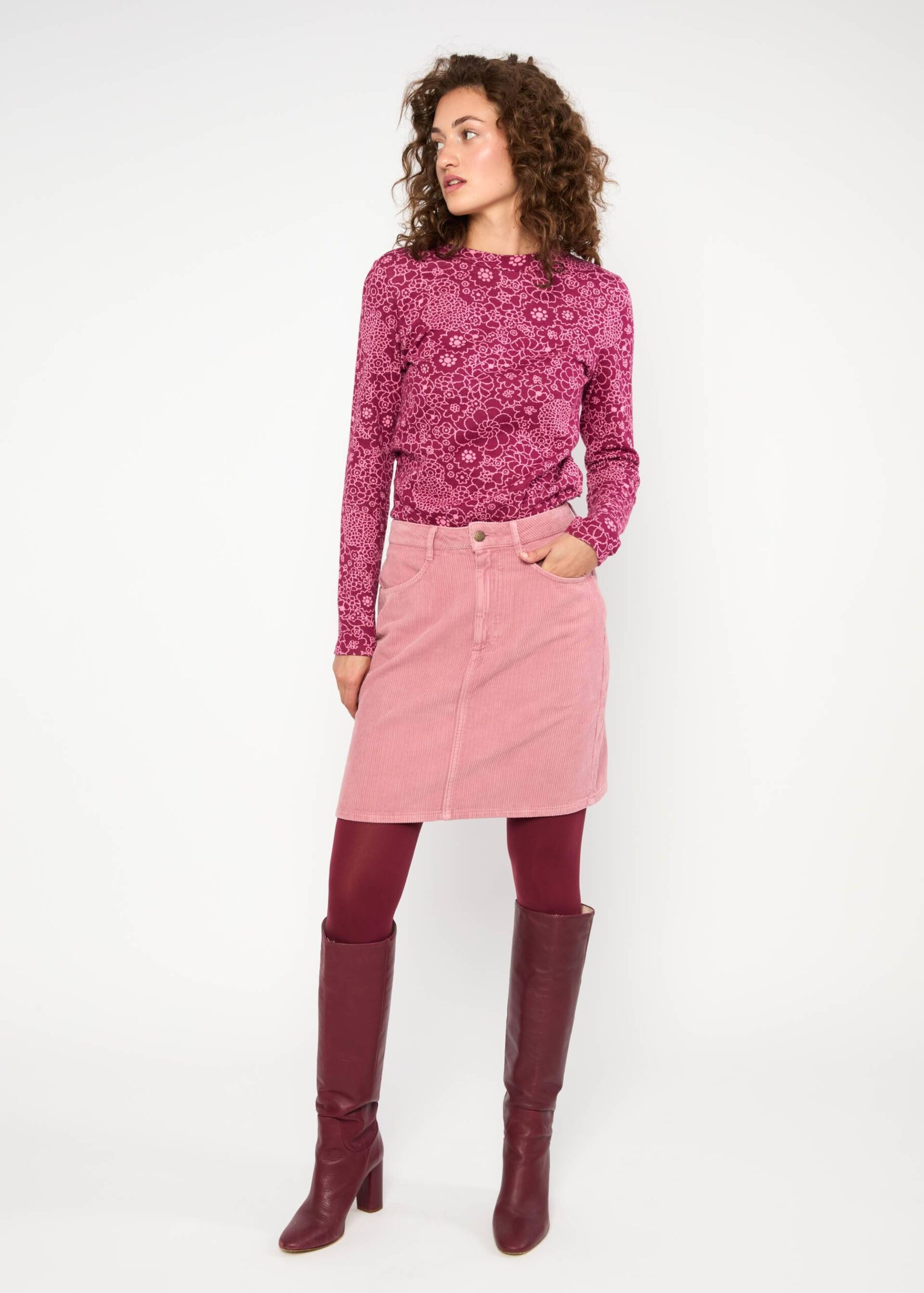 blutsgeschwister_the_corduroyal_rosy_corduroy_roecke_rosa_168557_365413