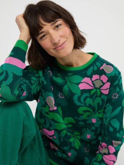 Knitted Jumper Cosy Storyteller