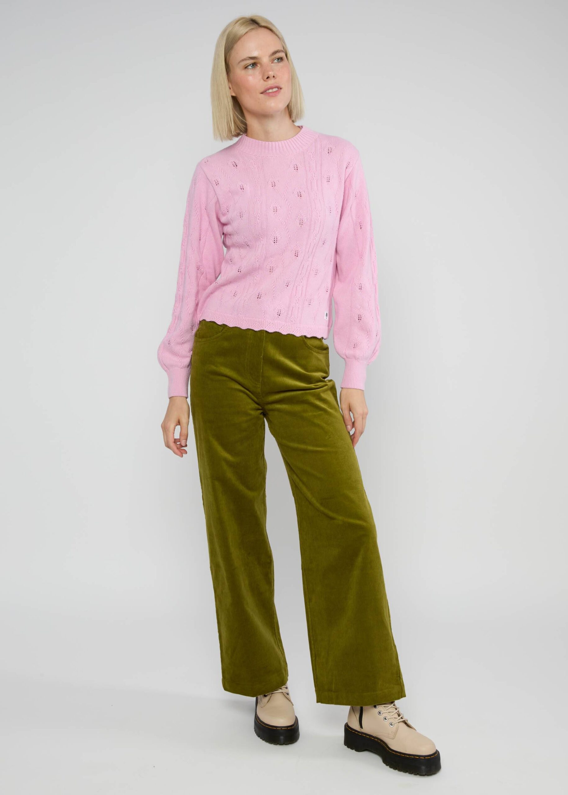 blutsgeschwister_fine_craft_crew_soft_cold_pink_strickpullover_rosa_182960_383700