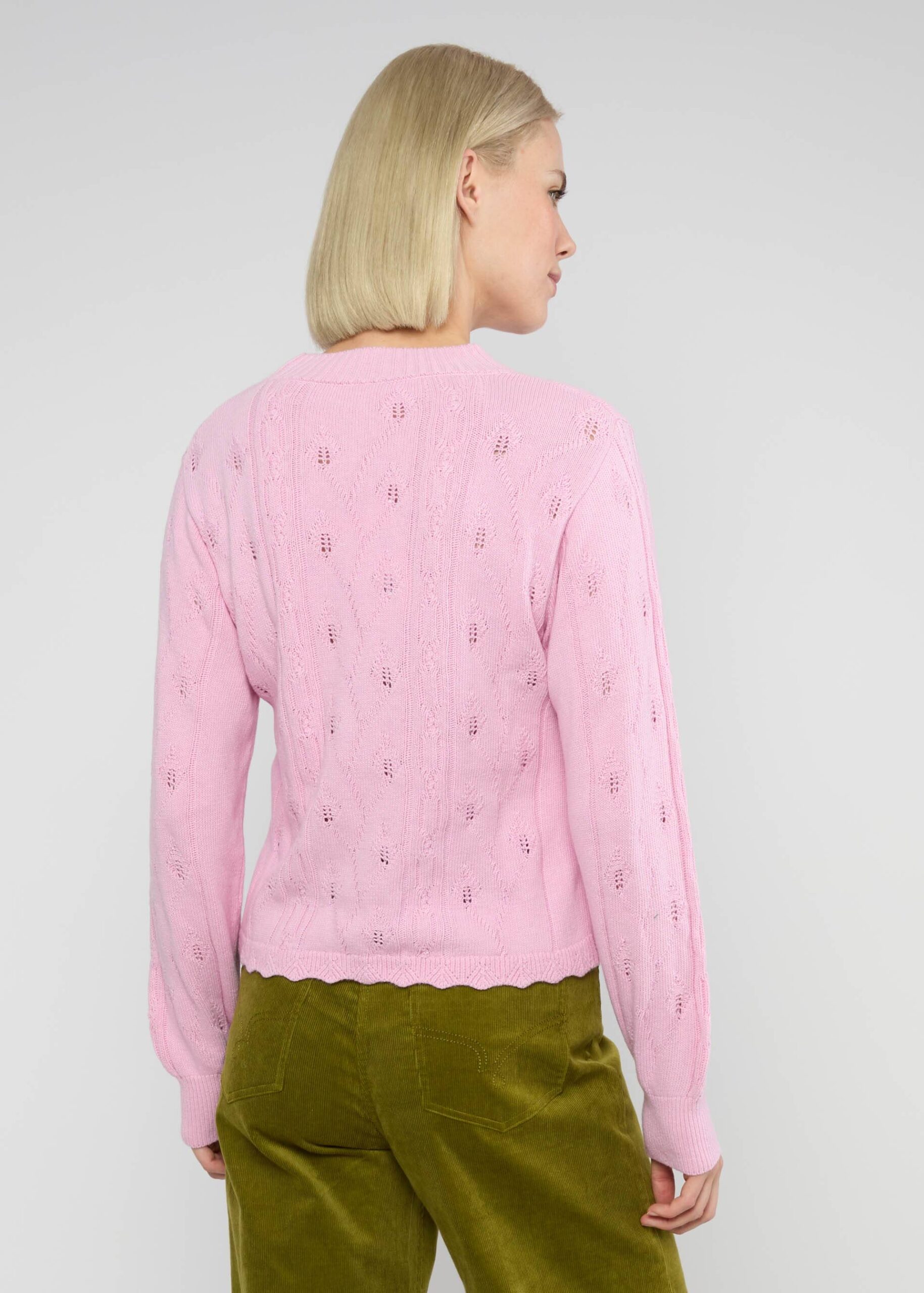 blutsgeschwister_fine_craft_crew_soft_cold_pink_strickpullover_rosa_182960_383702 (1)
