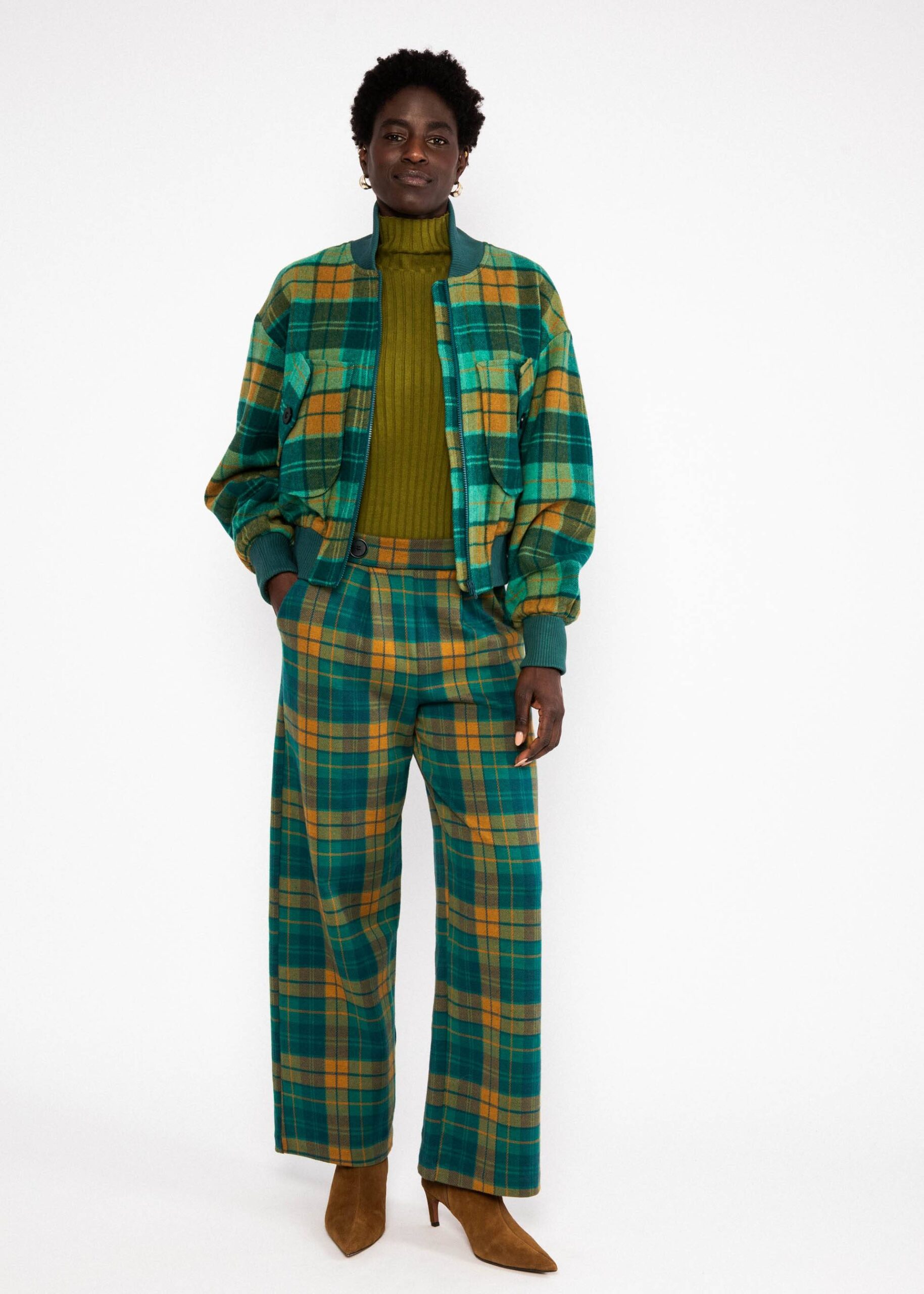blutsgeschwister_the_blenley_sassy_check_jacken_maentel_gruen_196688_435011