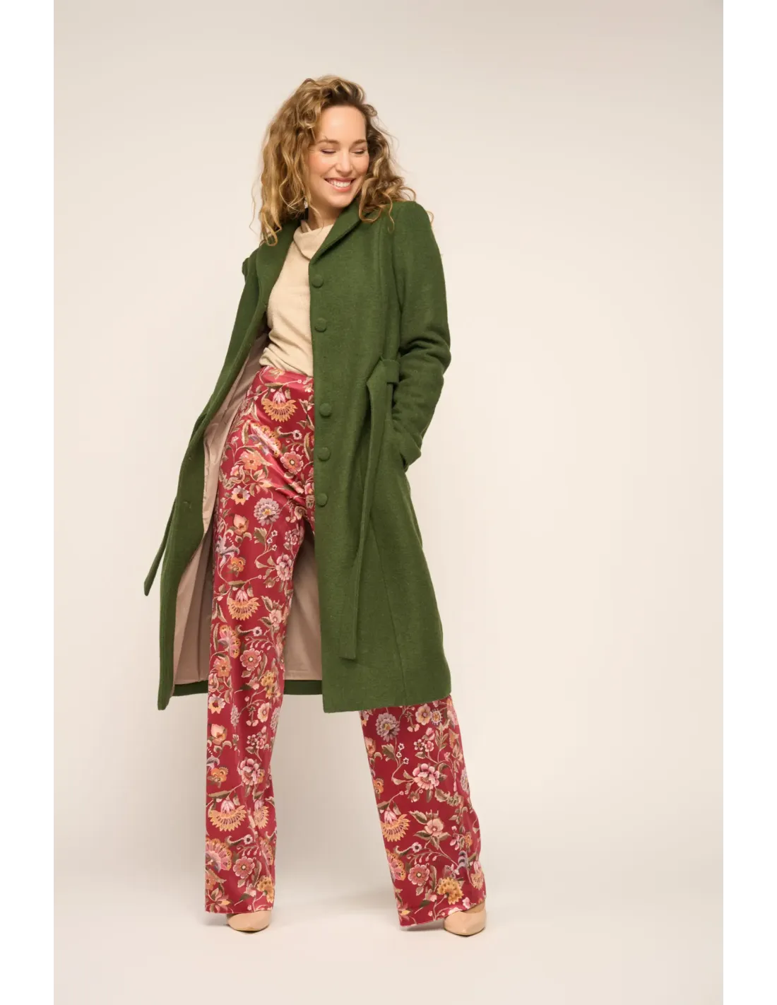 very-cherry-dahlia-coat-fern-green-boiled-wool (4)