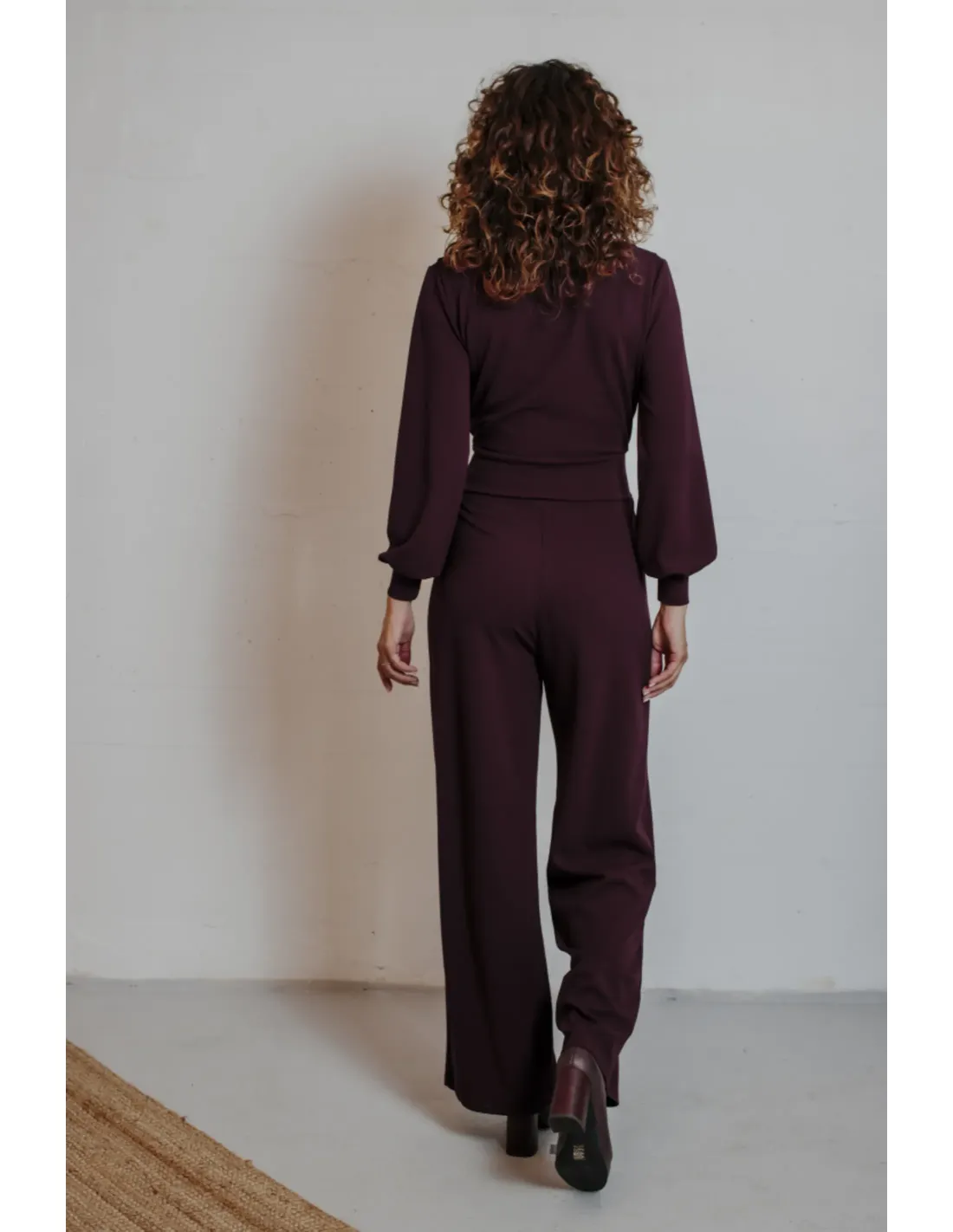 very-cherry-emmylou-jumpsuit-wine-jersey-crepe (9)